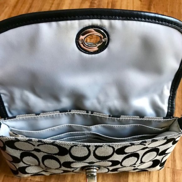 Coach Mini Bag Clutch - Picture 3 of 3